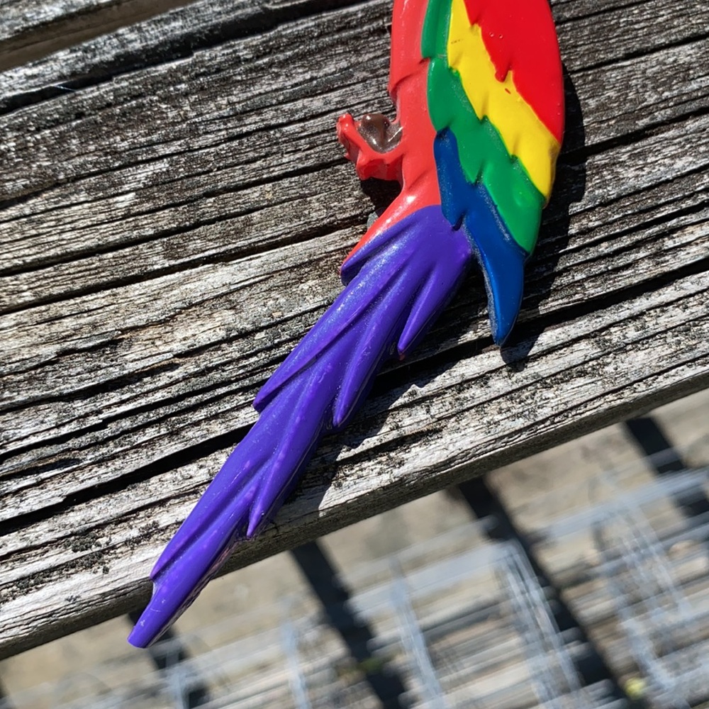 Colorful Parrot Pin - Picture 3 of 6
